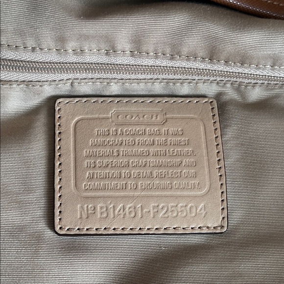 COACH Peyton Signature Pocket Beige and Brown Tote 15.5”x11.5”x4” Preloved. - Picture 3 of 13